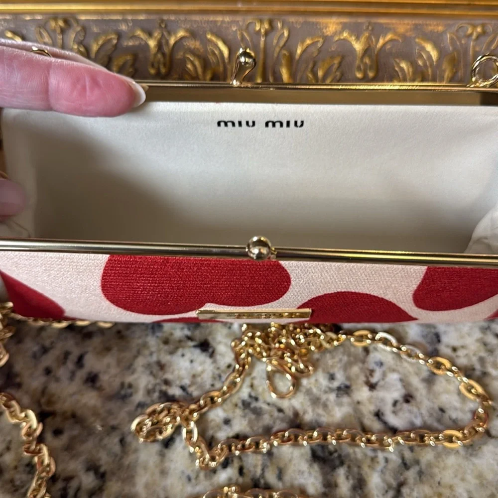 MIU MIU Red Heart Cosmetic Pouch / Bag With Chain NEW GWP - Picture 6 of 7